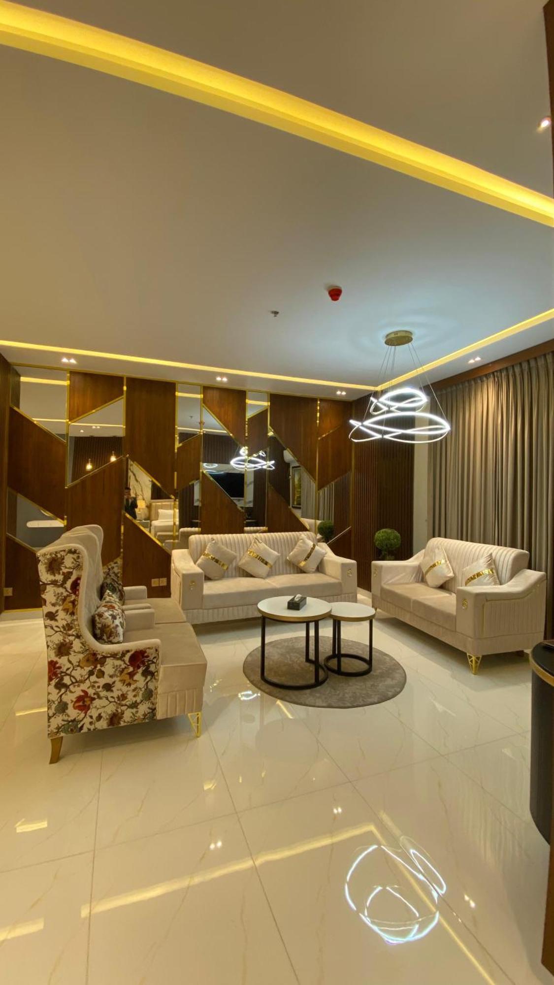 Pavilion Suites - Premium Aparthotel In Bahria Town ราวัลปินดี ภายนอก รูปภาพ